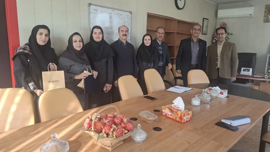 جلسه تجلیل از کتابداران دانشکده بهداشت و تغذیه برگزار شد